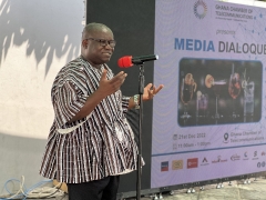 Media Dialogue_25